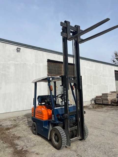 Wózek widłowy TOYOTA 5FGL15 1500kg 3m