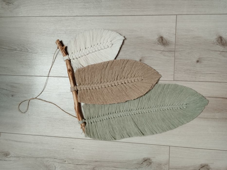 Ozdoba ścienna makrama liście