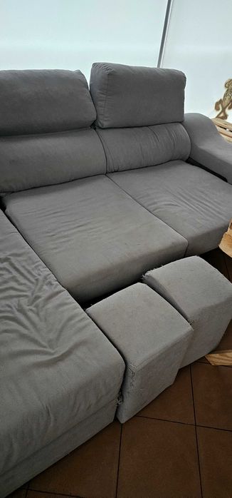 Sofa retratil chaise long com arrumo por baixo