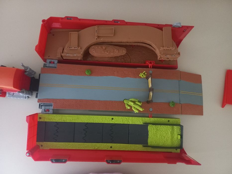 Camiao do Faisca McQueen