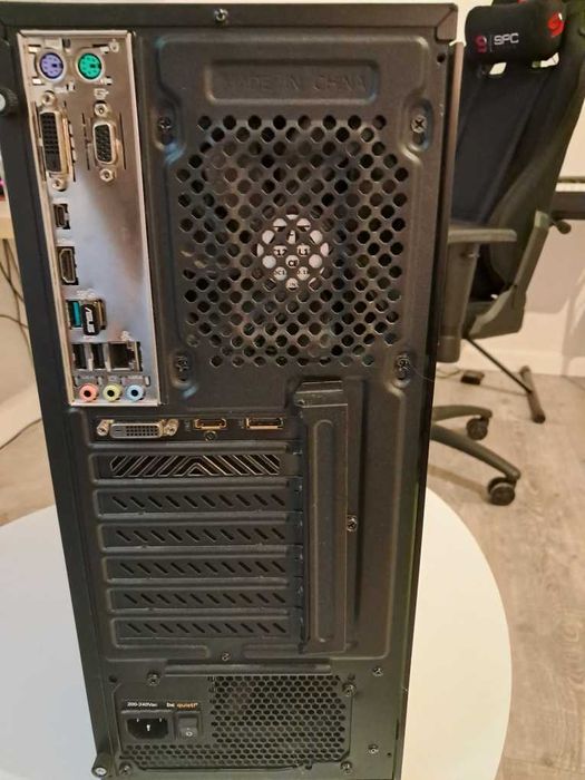 Komputer stacjonarny i5-9400F / GTX 1050 TI / 8GB RAM / SSD + HDD
