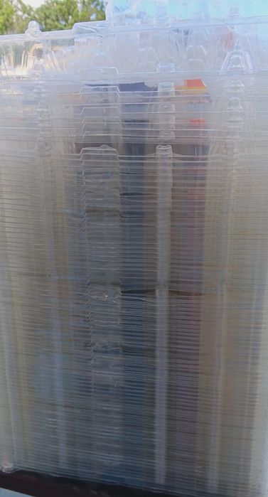 Sprzedam plastikowe wytłaczanki do jajek