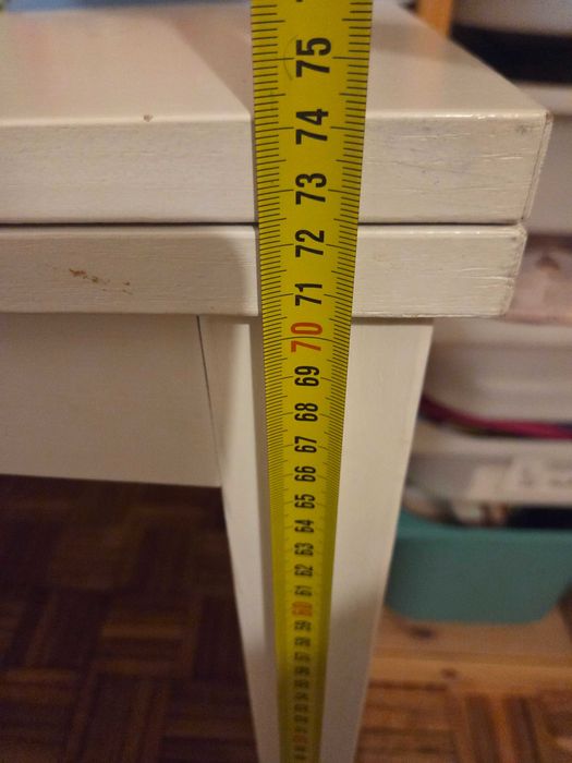 Mesa Ikea usada como secretária