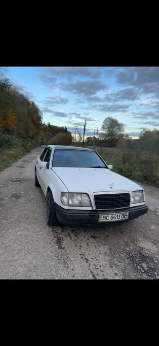 Mercedes-Benz W124