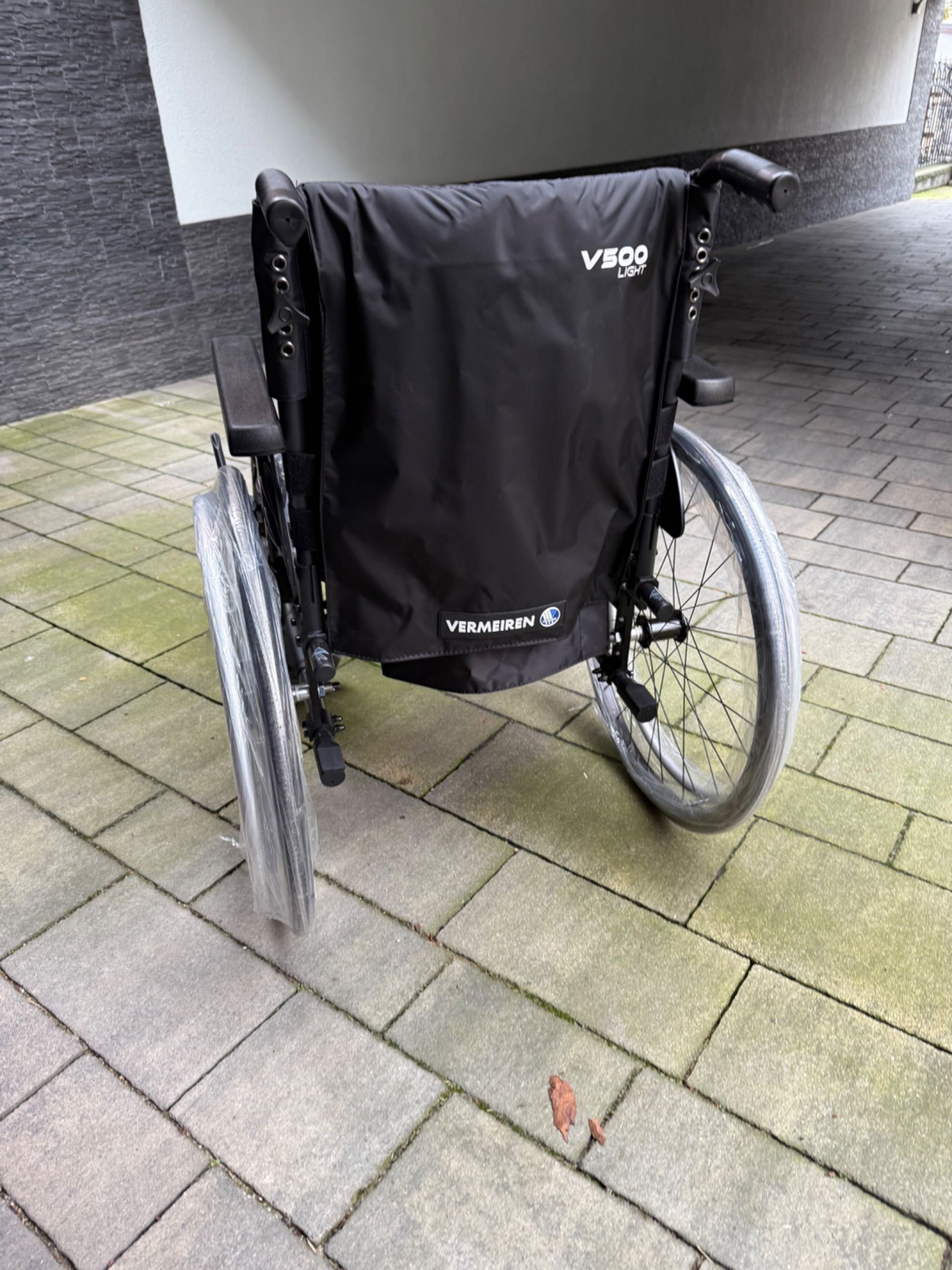 Wózek inwalidzki Vermeiren v500 light