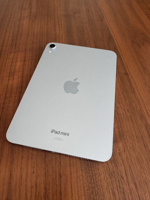 iPad Mini 128GB Novo + Capa Azul – Pronto a usar.