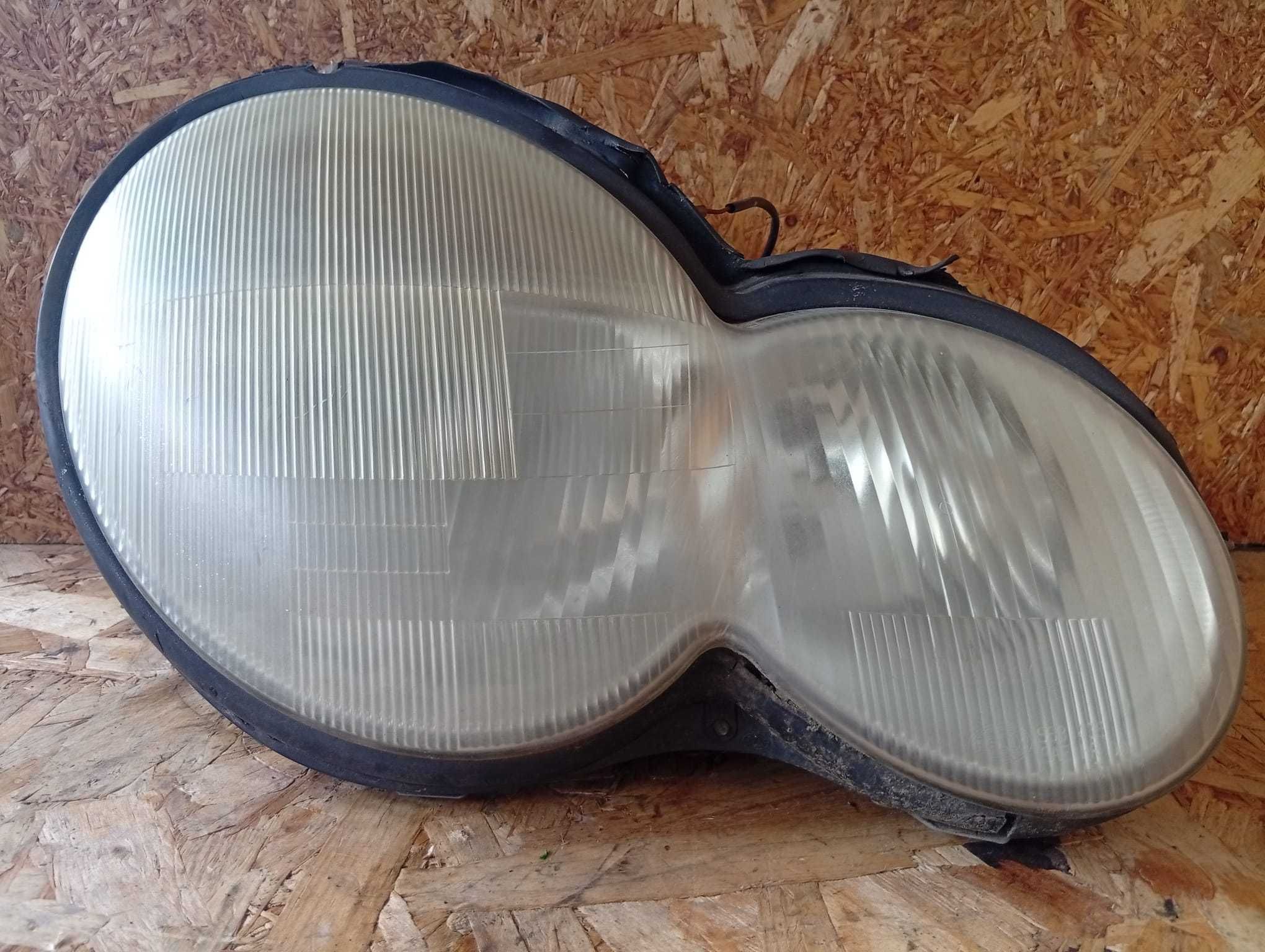 Farol Frente Direito - Mercedes W203 Sport Coupé C-Class
