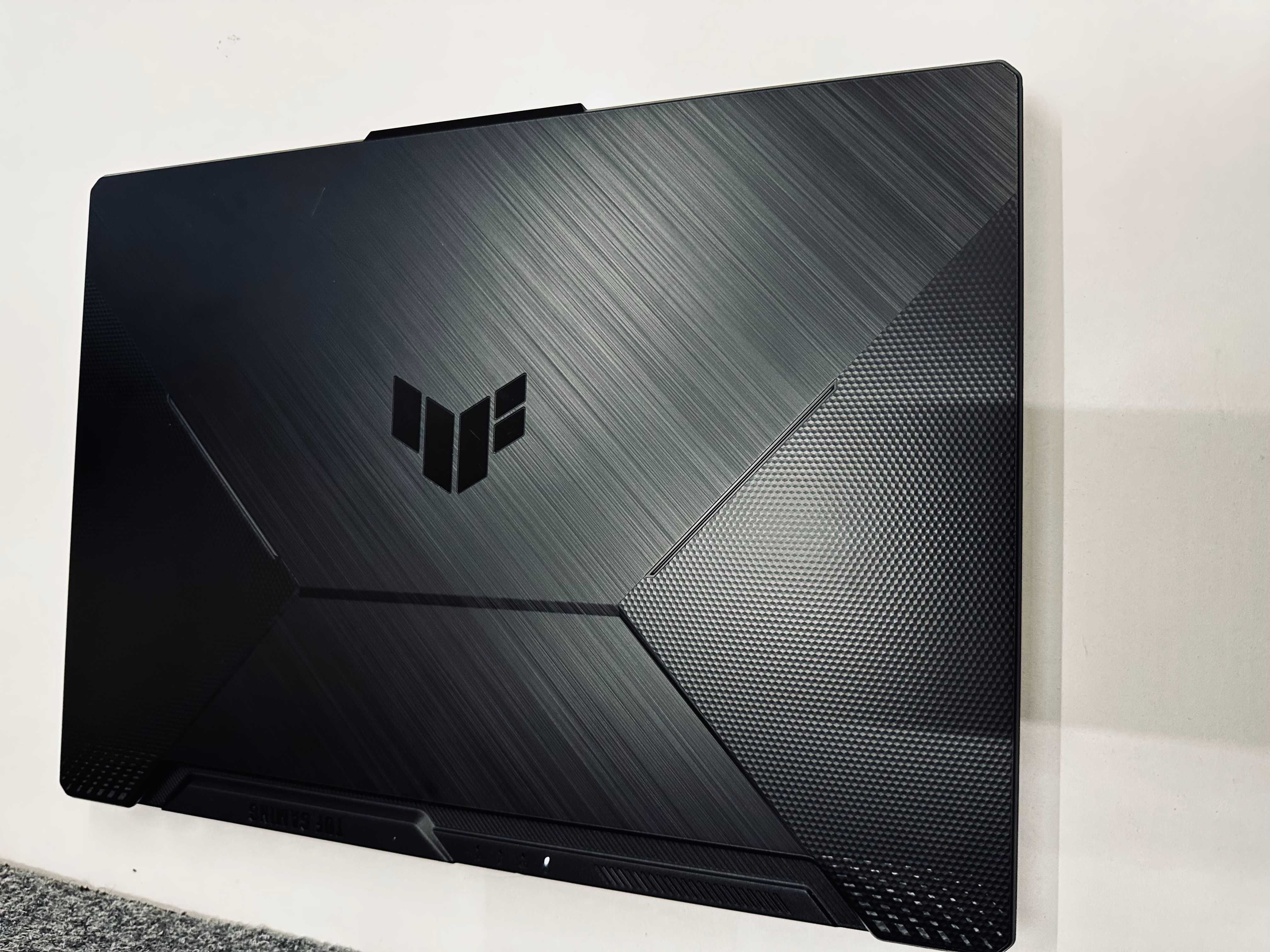 859/25 Laptop Asus A15 Tuf Gaming - pudełko