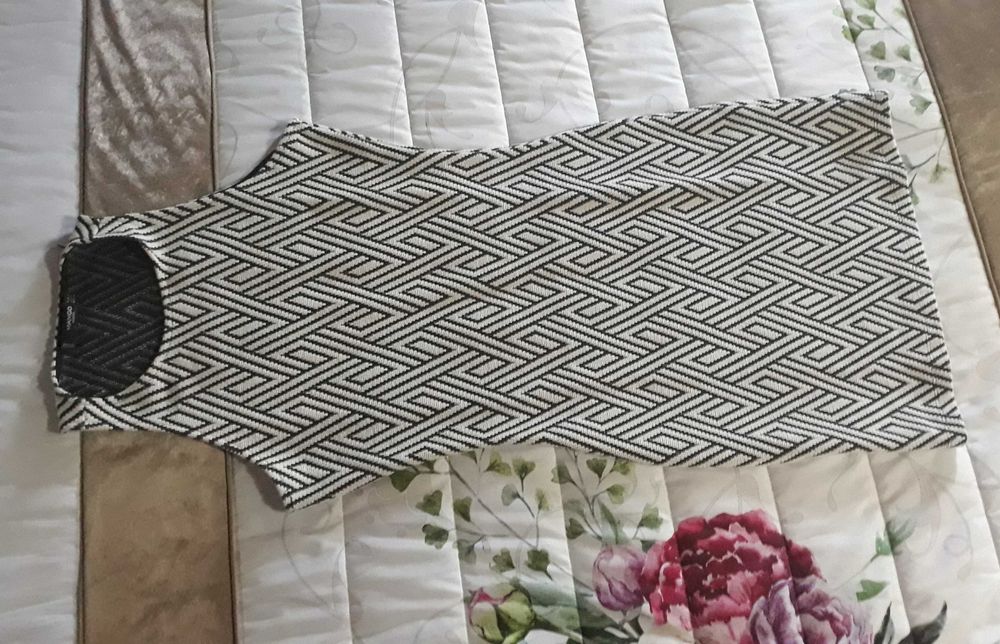 Vestido Mango Novo c/ oferta de brincos