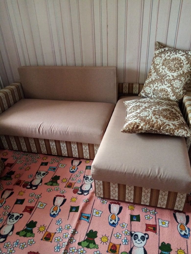 Диван-ліжко нове спальне 140 х200