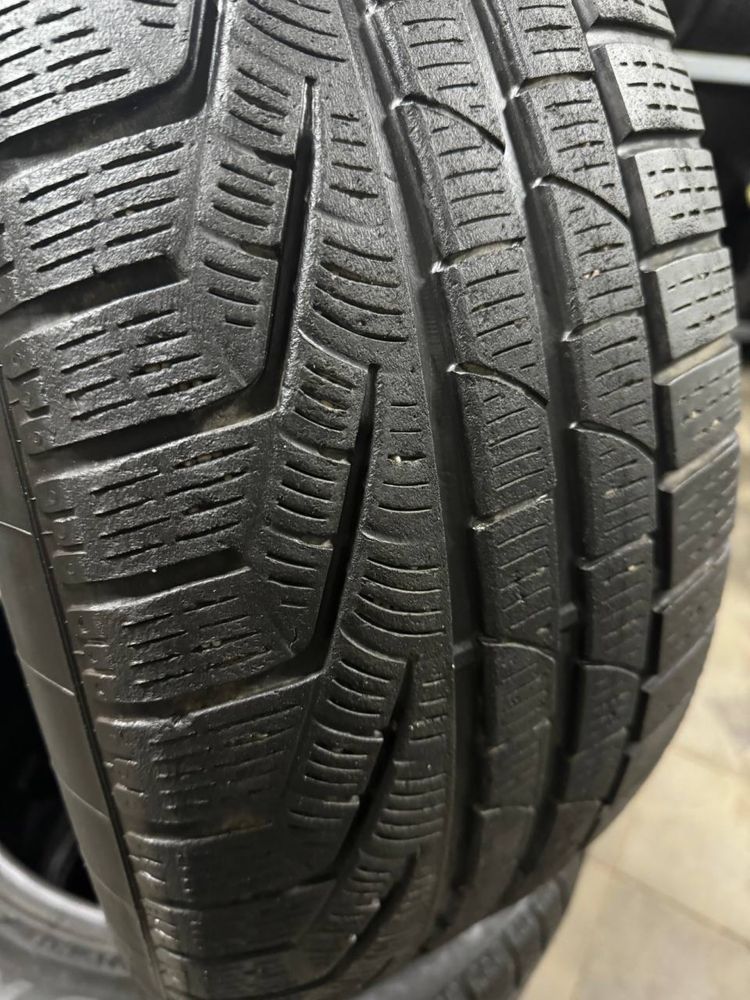 Резина R17 245/55 Зимова! Pirelli!