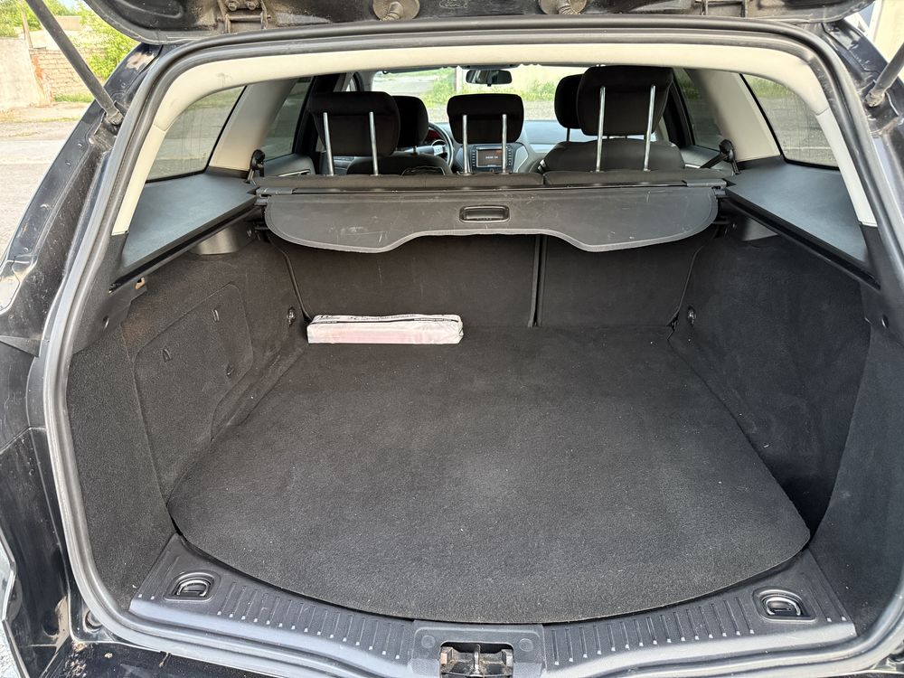 Ford Mondeo**2.0**140km**Wersja Champions League**Serwisowany**PIĘKNY