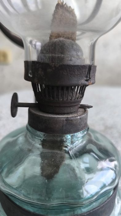 Komplet dwóch lamp, stara lampa naftowa z lusterkiem, zestaw