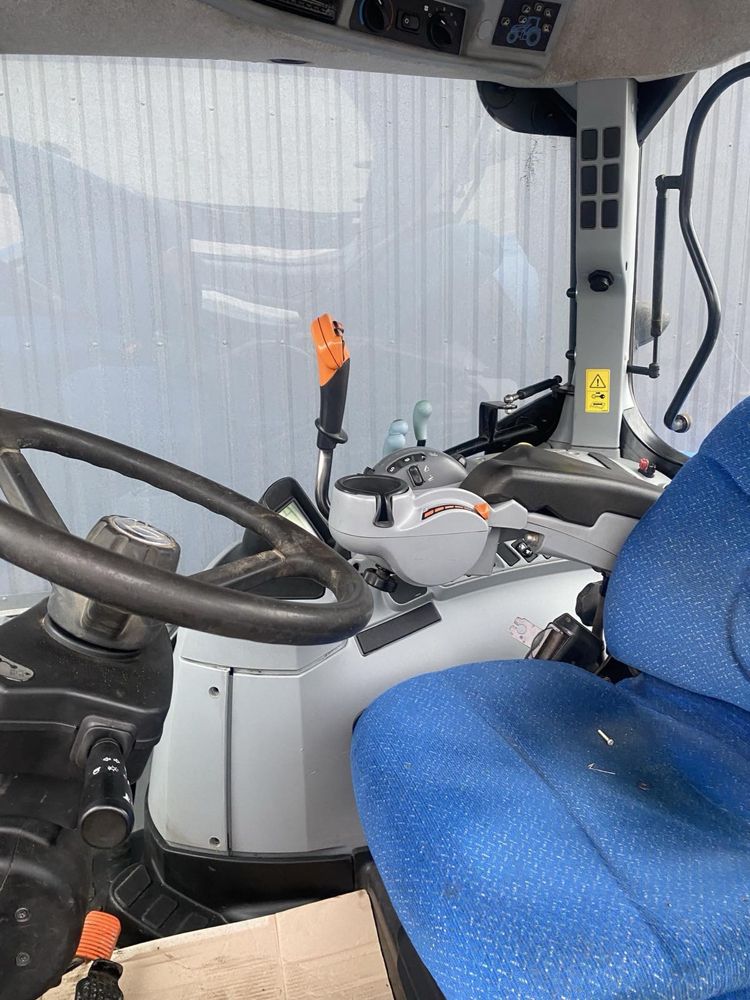 Трактор Т7060 New Holland