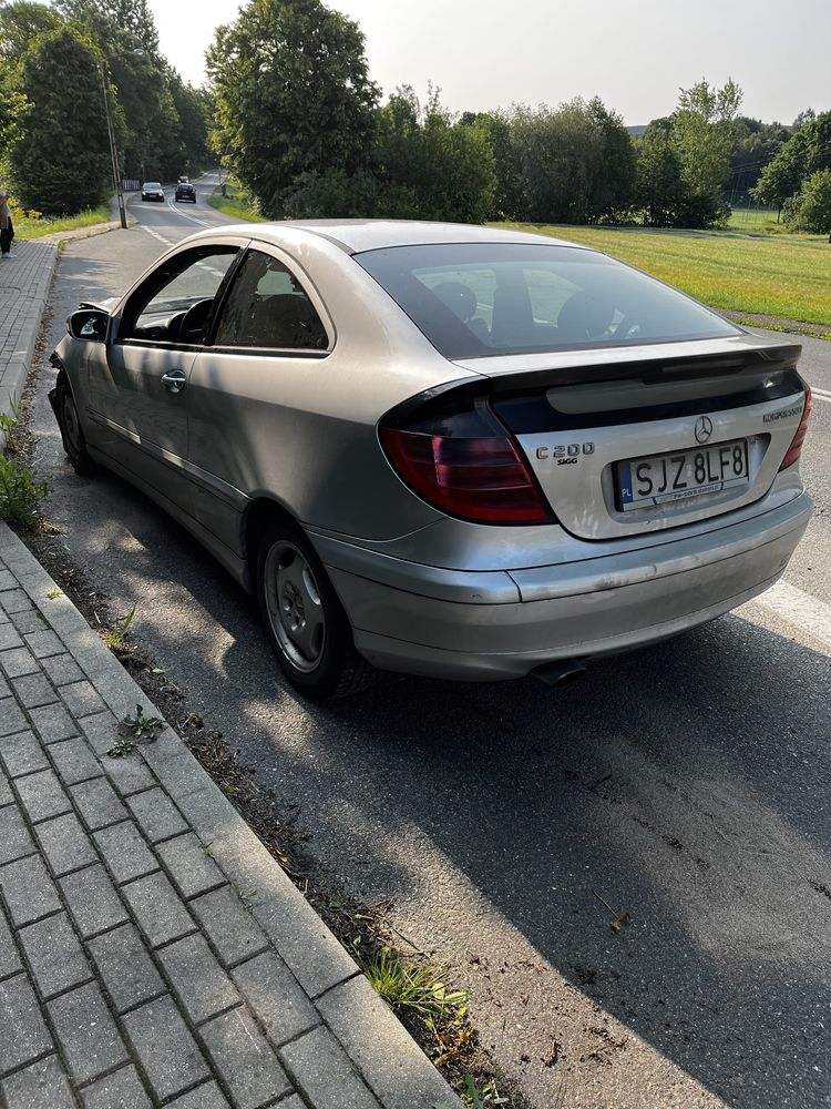 Mercedes w203 sport coupe uszkodzony