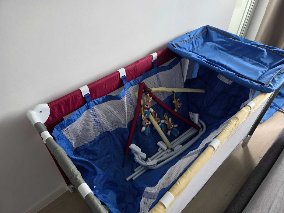 Łóżeczko turystyczne