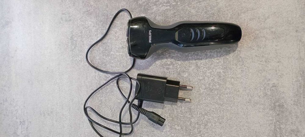 акумуляторна бритва philips s301