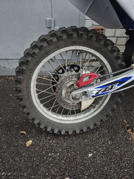 Кросовый мотоцикл Yamaha UZ 450F