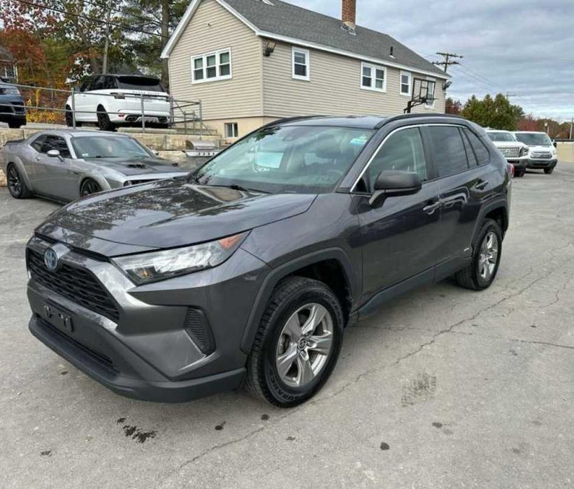 2022 Toyota RAV4 LE 2.5 Hybrid