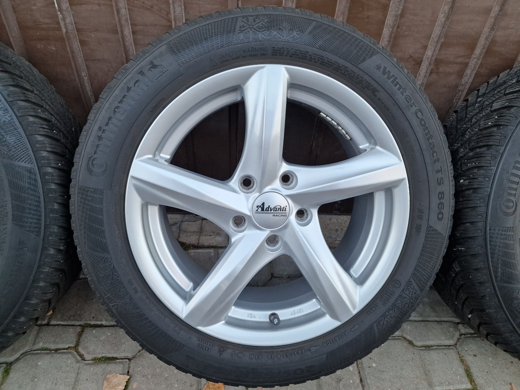 Felgi z oponami 205/55R16 Skoda Octavia 5x112 Yeti Superb VW Golf A4