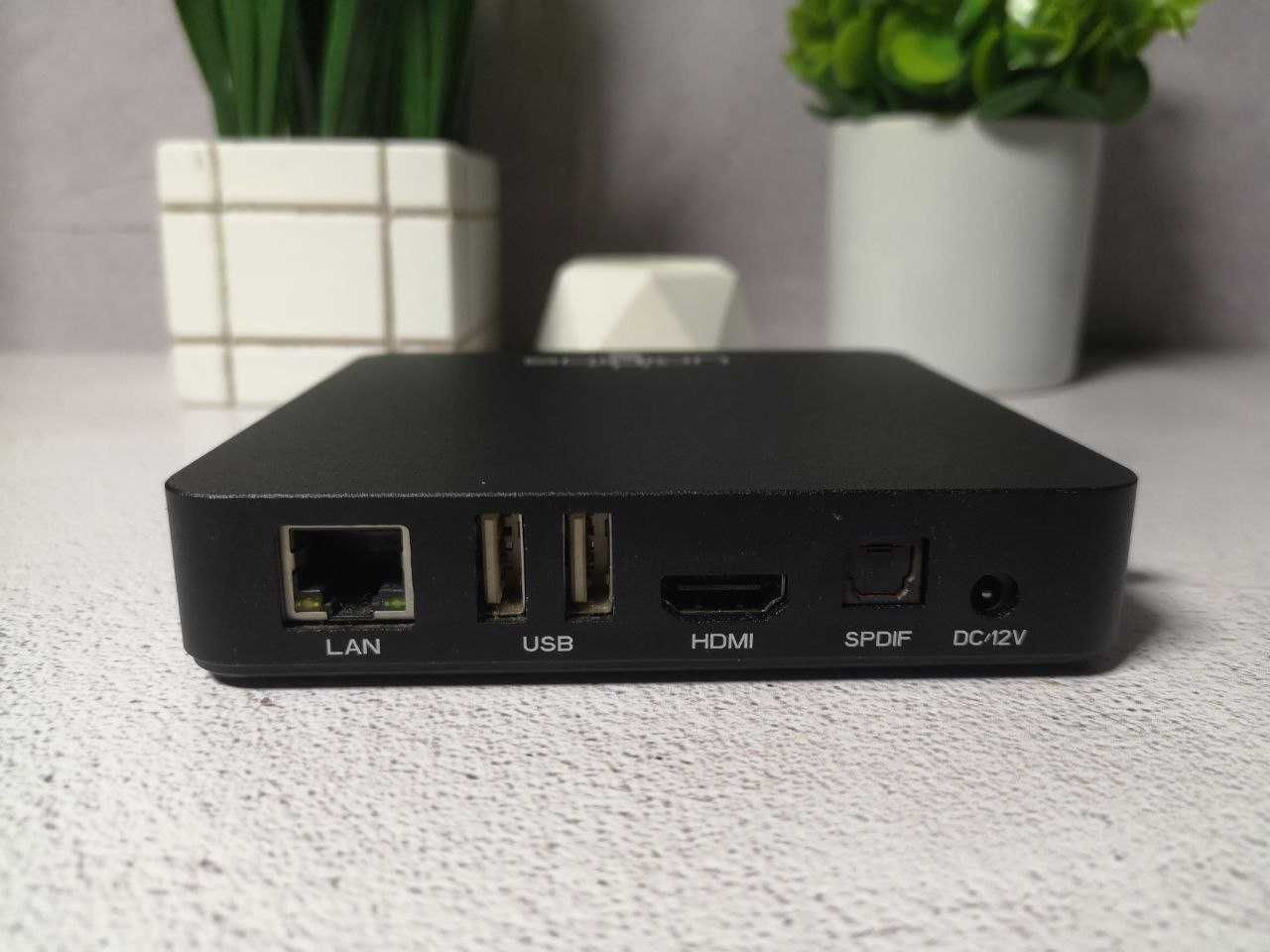 TV Box UGOOS AM6 Plus.