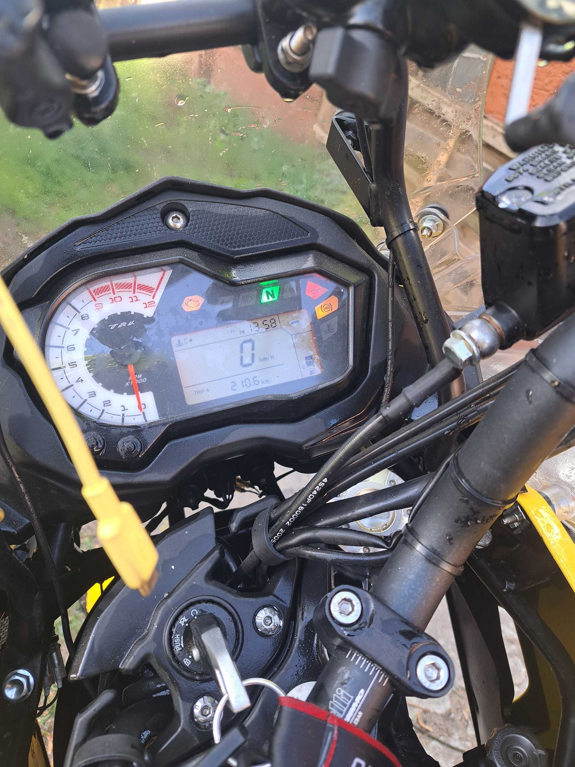 Trk502x nie honda cb500x salon Polska a2