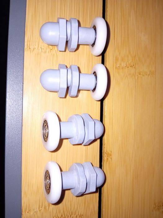 Rolka mimośrodowa do kabiny prysznicowej 25 mm
