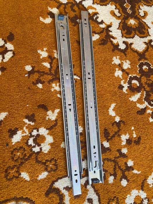 Направляющі самодотяжні нові