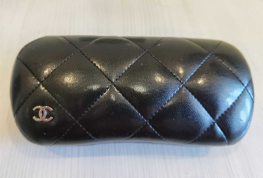 Chanel кофр для очков. Кожанный. Оригинал.