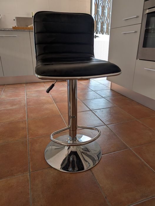 Cadeira elevatória cozinha / sala