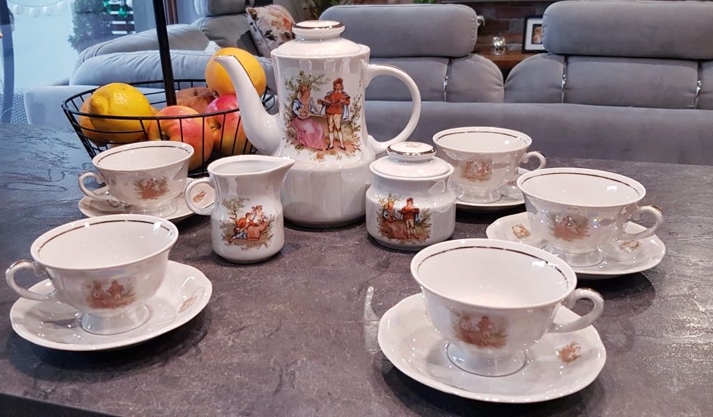 Piękna porcelana malowana  Helena Kosowska Świerczyńska made in Poland