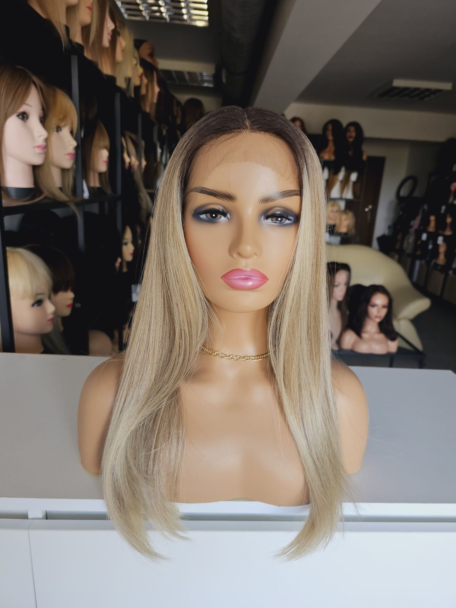 Peruka Diana naturalna fryzura mix blond brąz 3D z naturalnym odrostem