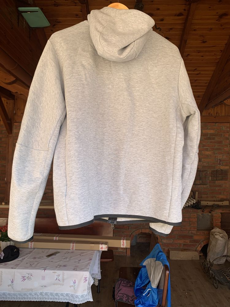 Nike tech fleece