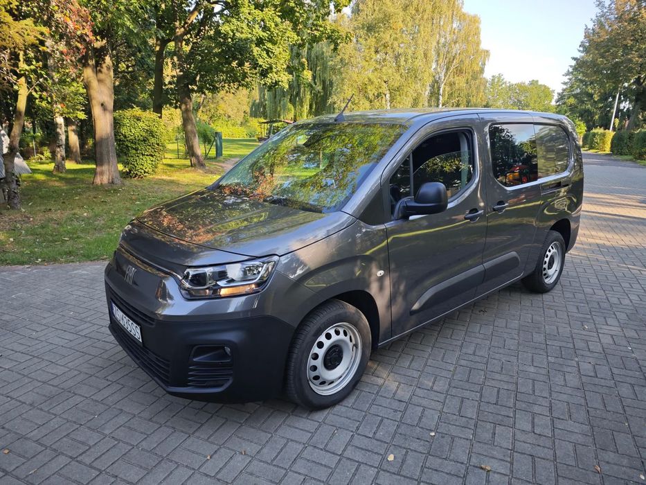 Fiat Doblo 1,5/130 automat ciężarowy 5 os , salon Polska FV 23%