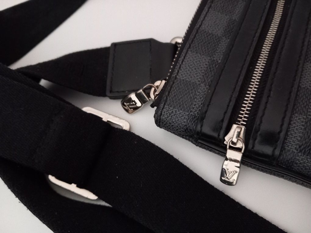 Louis vuitton duża meska nerka skóra monogram