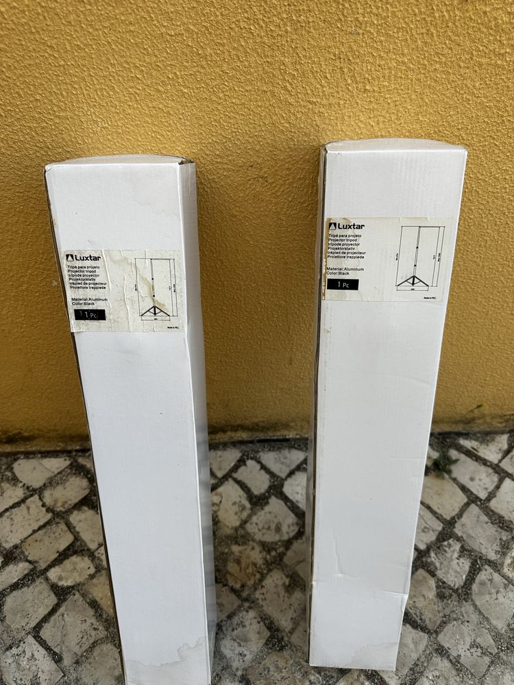 Tripe para projetor