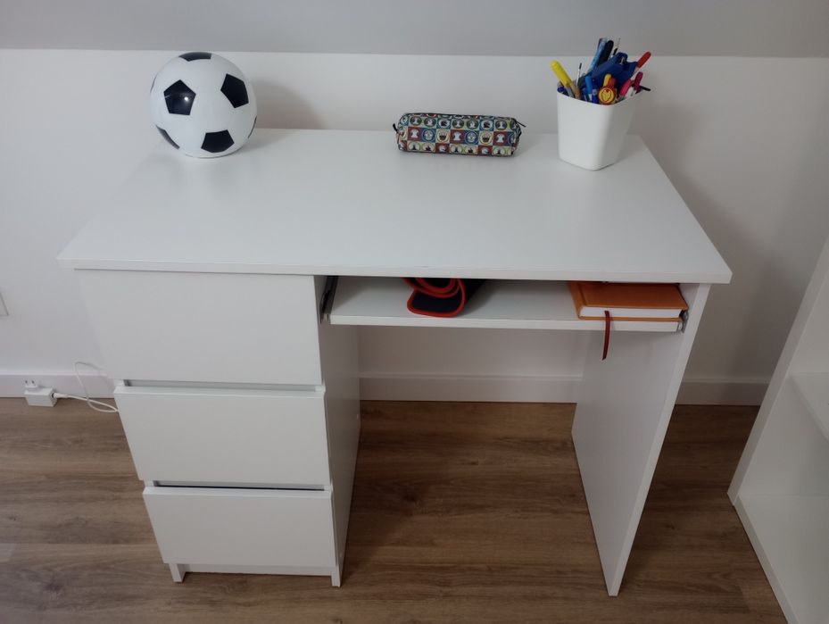 Biurko dla dziecka