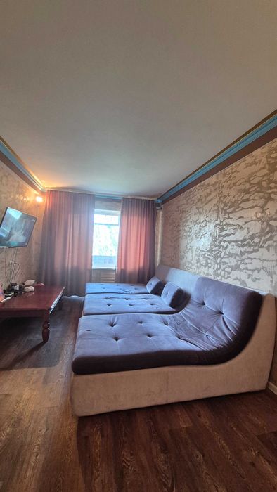 *Продаж 3-х кімнатної квартири по вул. Авраменка, Шевченківський район