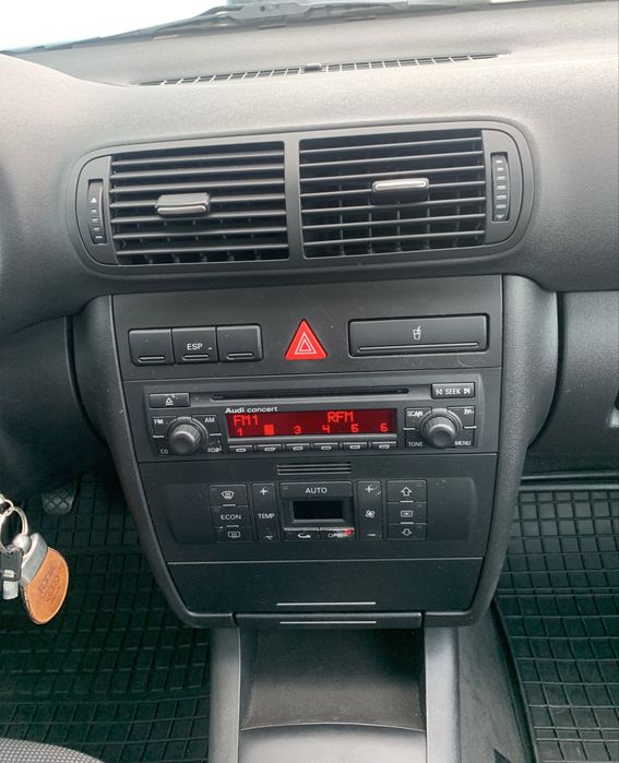 Audi A3 // 47 mil kms // AC // ÚNICO e IMPECÁVEL