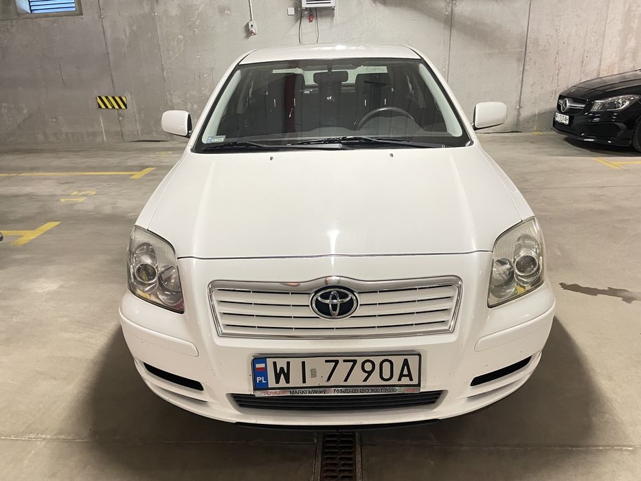 Toyota Avensis T25 1.8 benzyna 2004r.