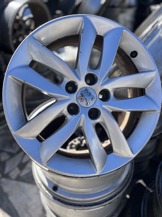 Jantes 17 usadas Originais Peugeot 3008 em 5x108