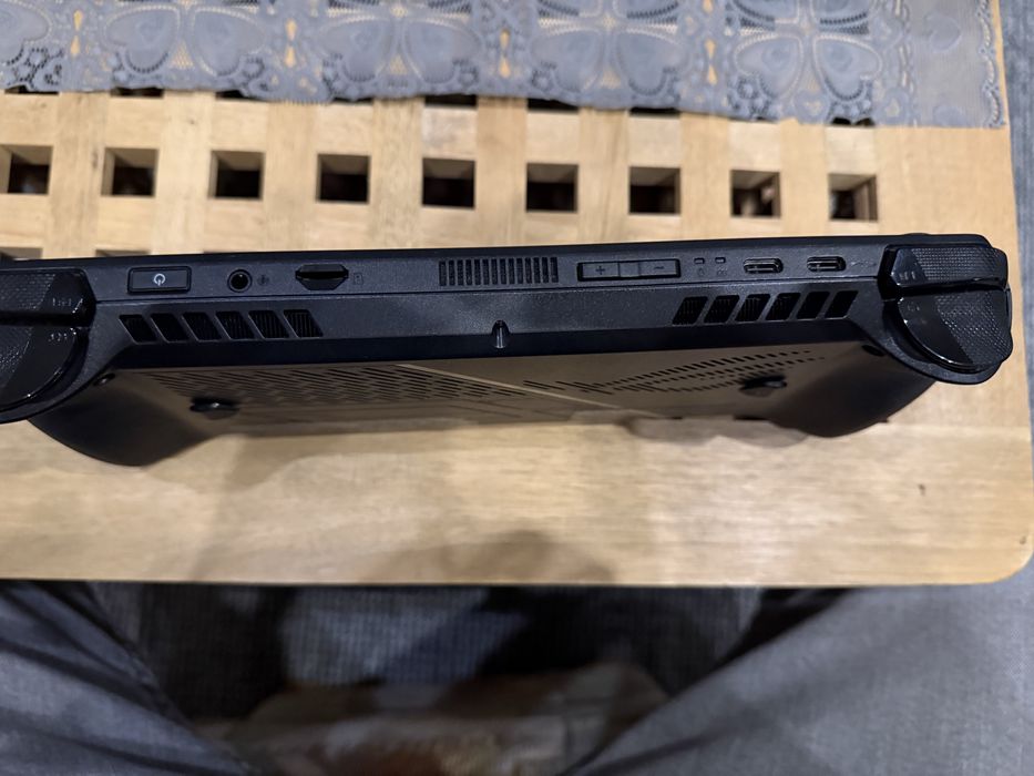 Asus Rog Ally X 1 tb