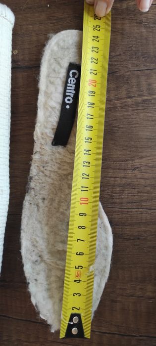 Зимние ботинки на каблуке, внутри мех, на 37 размер, стелька 24 см