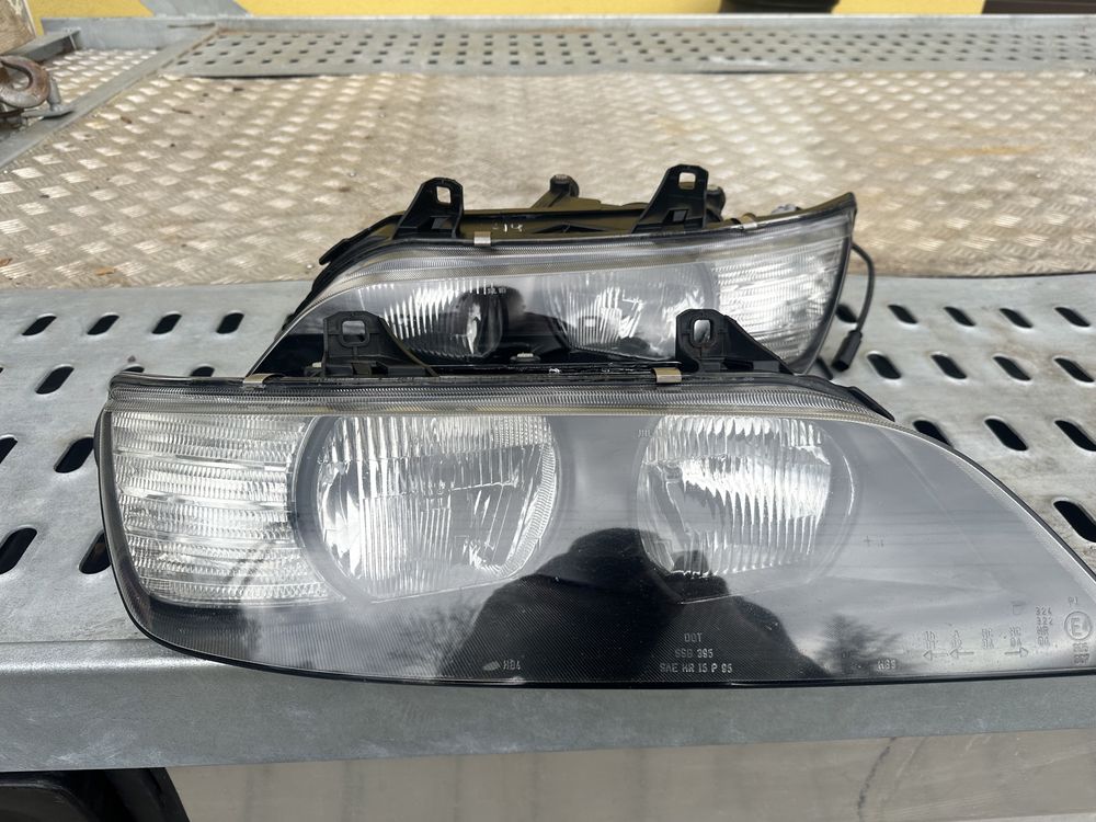 Lampy przednie BMW Z3 Z3M lewa prawa reflektory biały kierunek