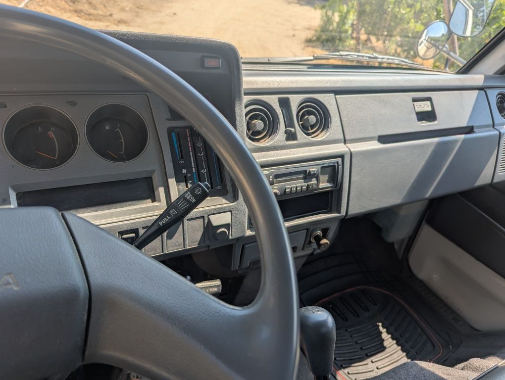 Toyota Dyna 250 só vista