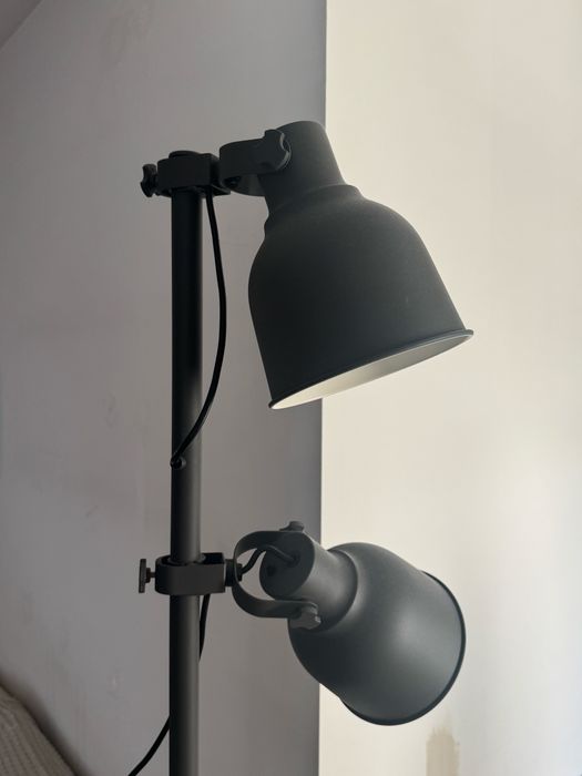 Candeeiro de pé IKEA