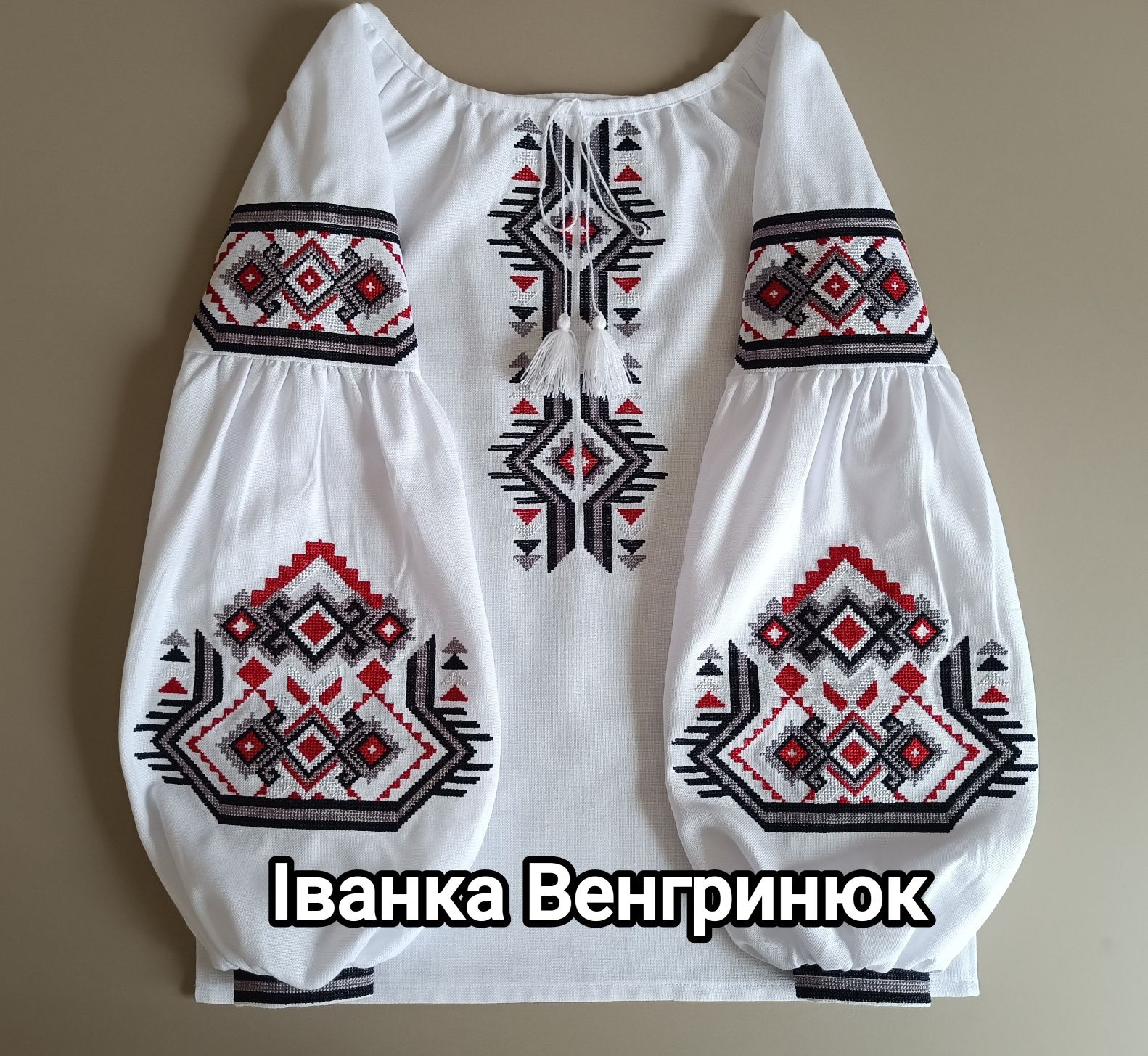Дитячі і підліткові вишиванки,вишиті сорочки на дівчат 6-16 років