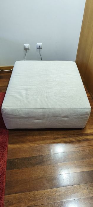 Puff Para complemento de sofá