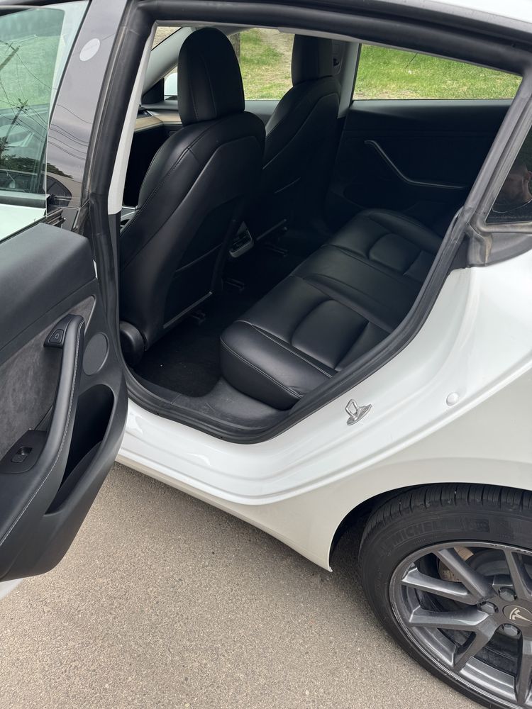 Tesla Model 3 2022 Standart Plus