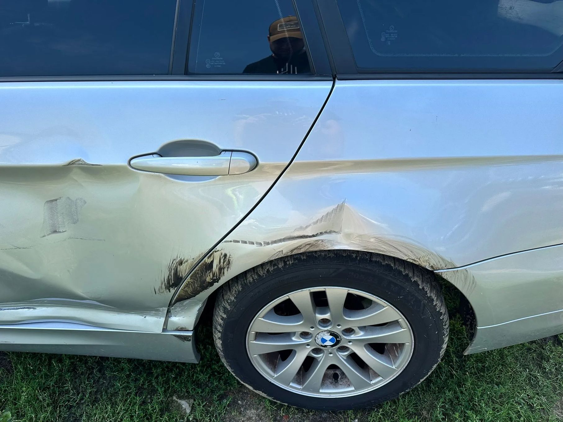 BMW Seria 3 Czujniki iDrive automatyczne swiatła tempomat